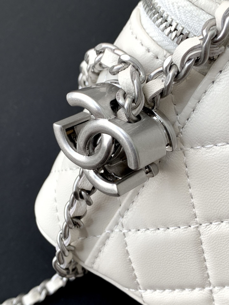 Ch**el cosmetic bags